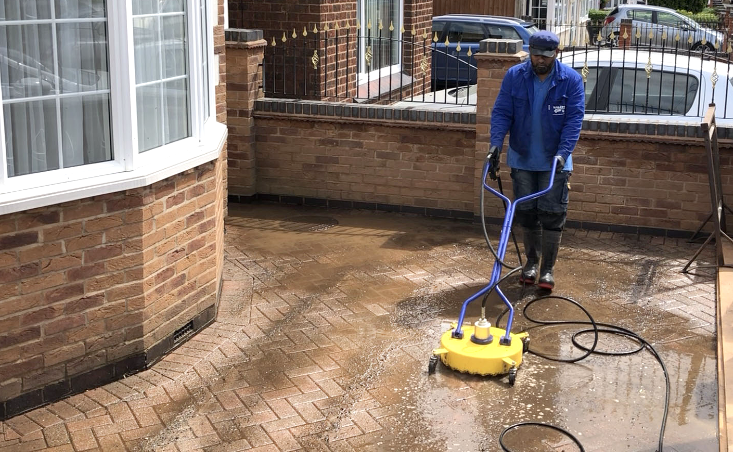 Pressure washing leicester