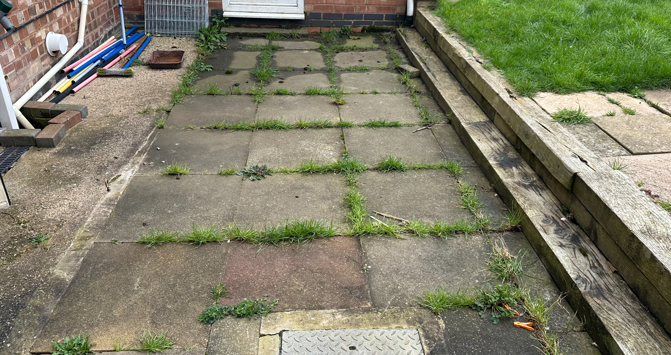 Backyard patio cleaning leicester